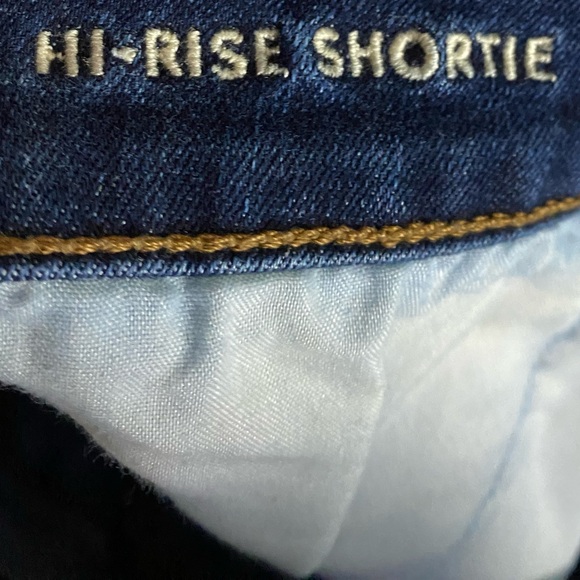 American Eagle Denim shorts, Hi-Rise Shortie, size 8 NWOT - Picture 5 of 6